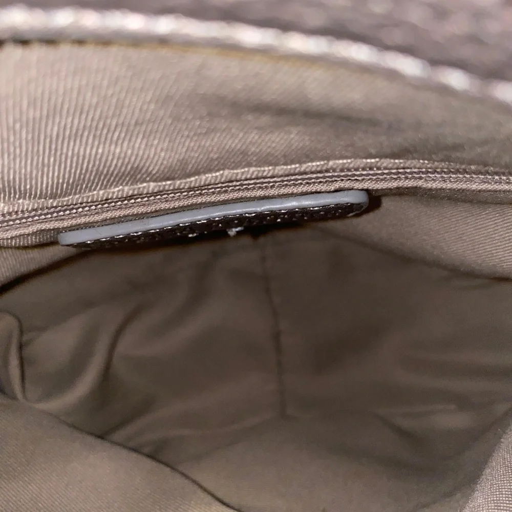 Retro patchwork silver backpack - Picture 4 of 6